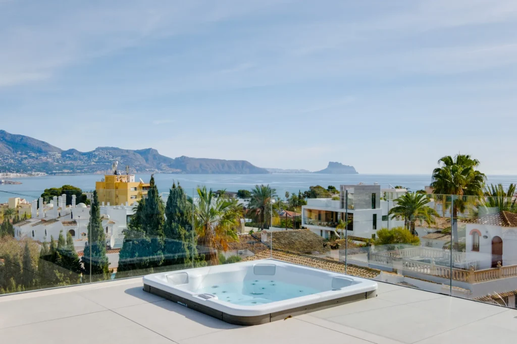 Luxury villa exterior – HDR photography