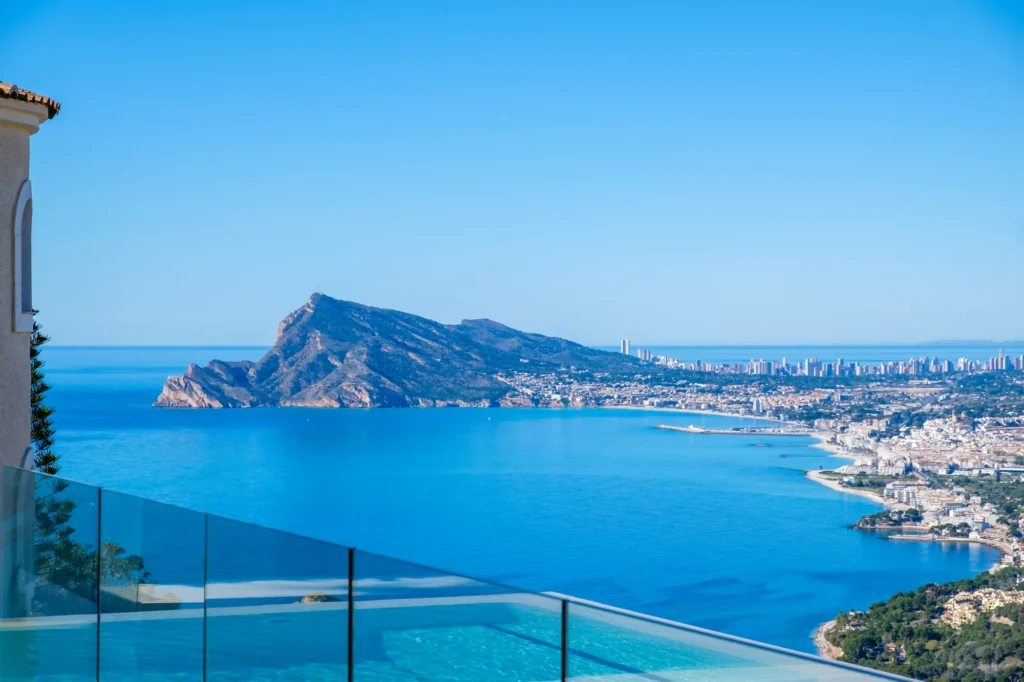 Luxury villa exterior – HDR photography