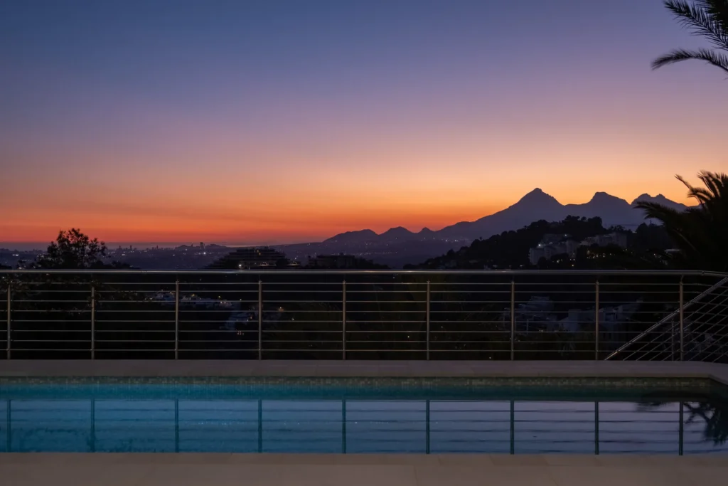 Luxury villa exterior – HDR photography