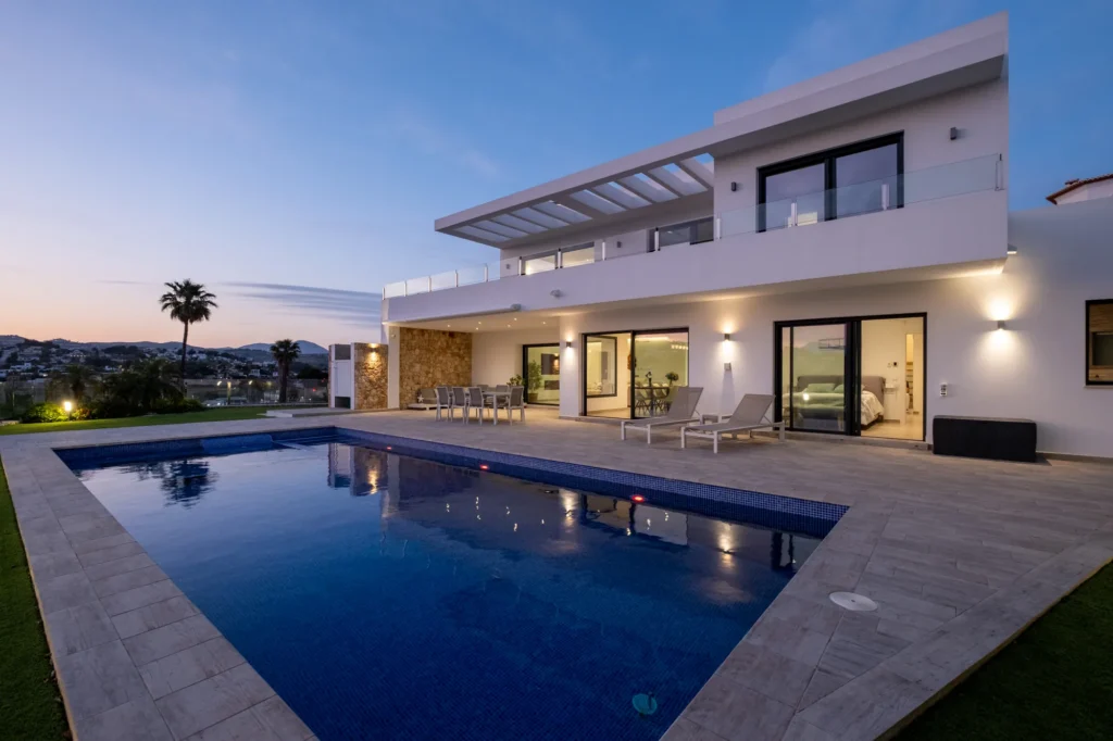 Luxury villa exterior – HDR photography