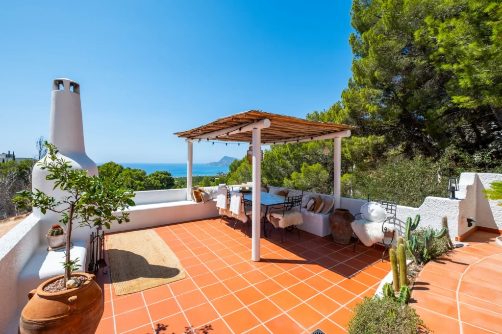 Luxury villa exterior – HDR photography